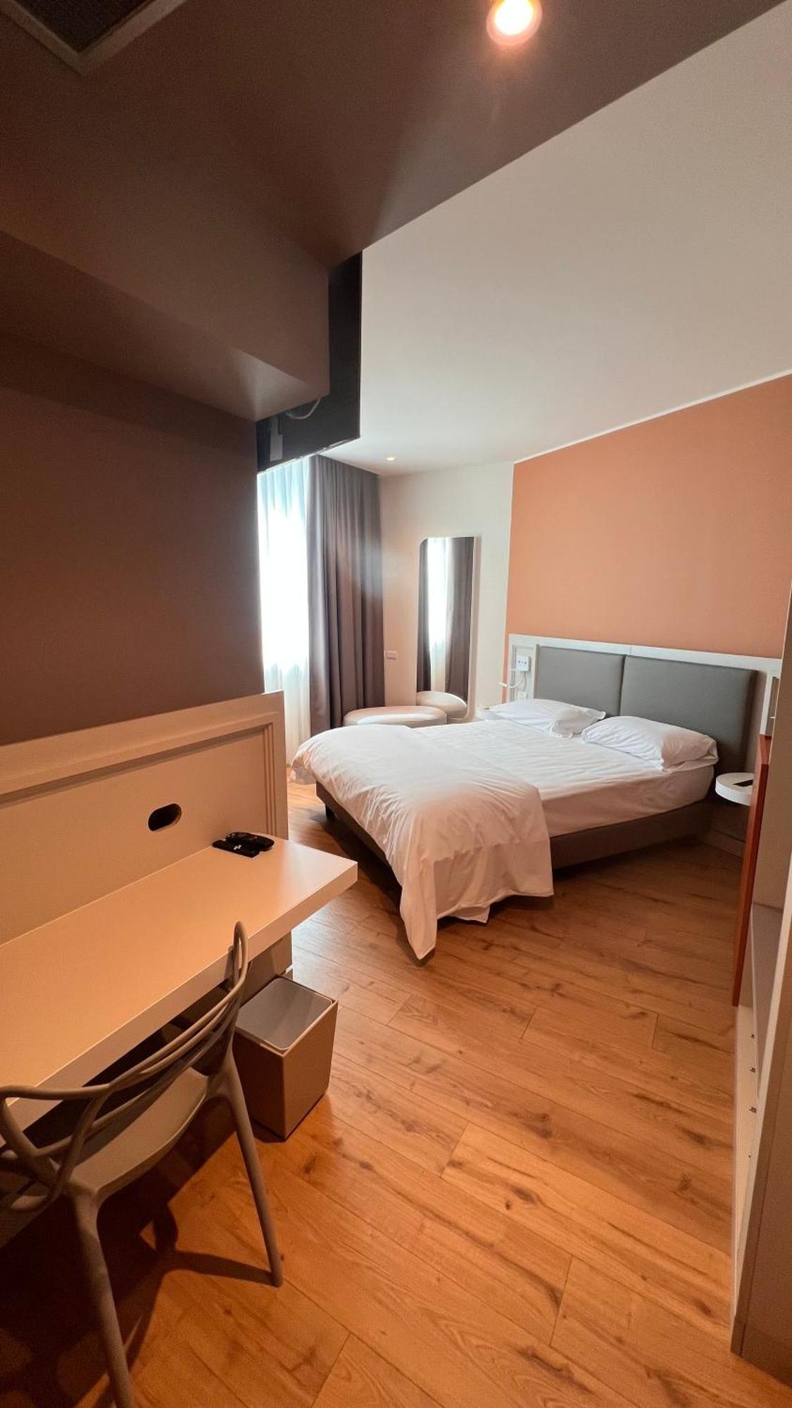 Kare Hotel Banchette D'Ivrea Exterior foto